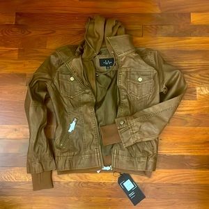 Brand new jacket that doesn’t fit and I can’t return it unfortunately